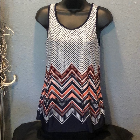 julie's closet Tops - Beautiful mix pattern Dressy Tank Top